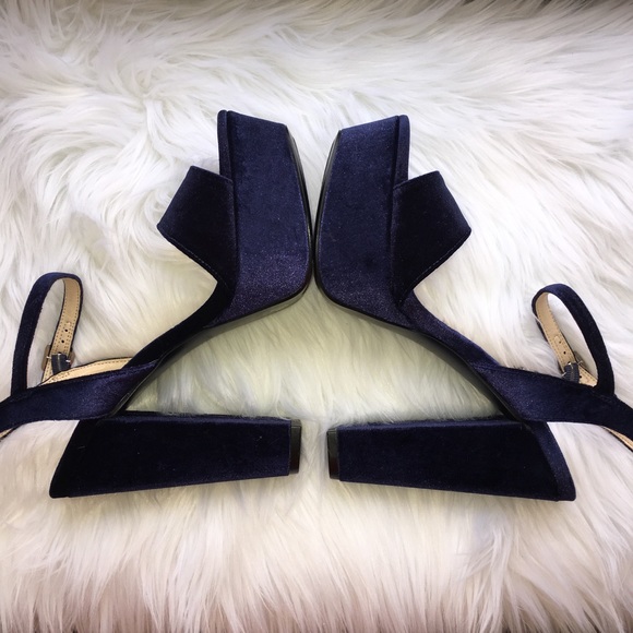 1 PAIR LEFT! Nine West velvet platform heel - Picture 5 of 7